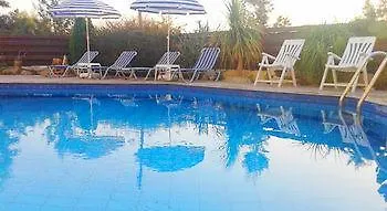 阿里雷纳度假公寓酒店 *