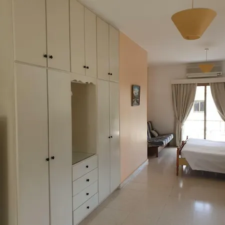 Arilena Paphos